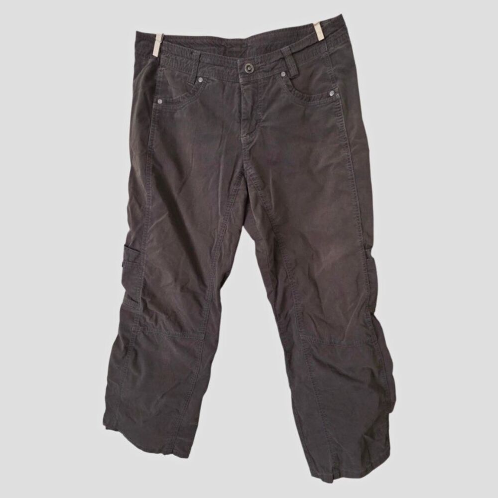 Kuhl grey cargo pants size 10 short